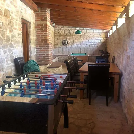 Villa Lamija